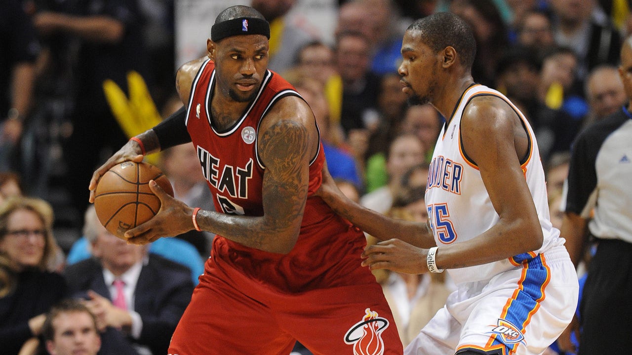 LeBron James downplays MVP talk with Kevin Durant in town